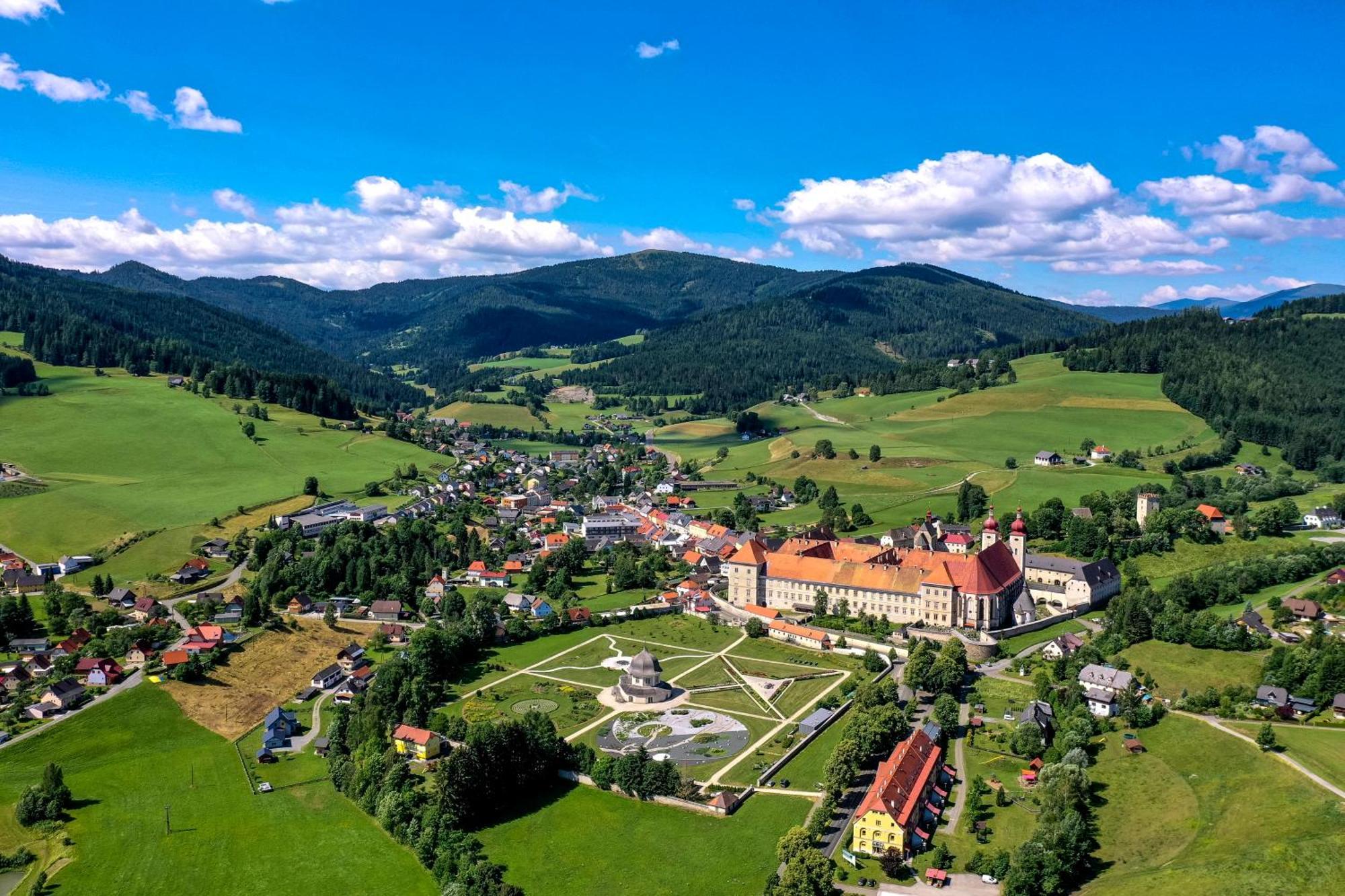 Feriendorf Murau By Alps Resorts Exterior photo